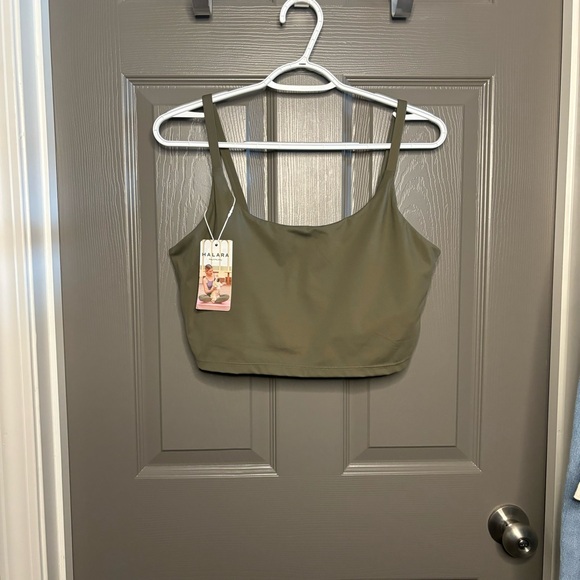 🎄🎁Halara 1X New Padded Cropped Yoga Cami / Bra Olive Green - Picture 8 of 11